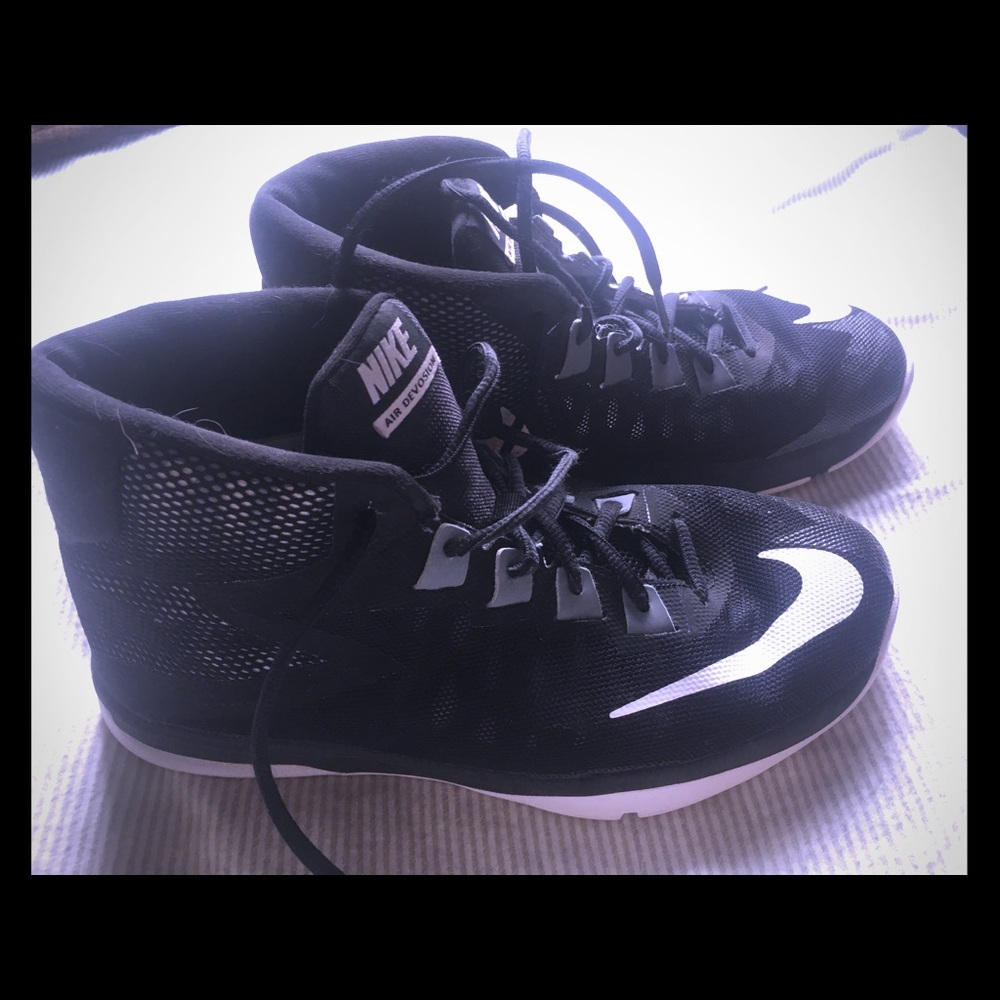 Nike High top shoes